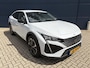 Peugeot 408 1.2 Hybrid 145PK e-DCS6 Allure | Climate Control Navigatie | 360 camera | Parkeersensoren | Stof/kunstleder | 19" lichtmetalen velgen | 360° Vision & Drive Assist Pack | Comfort Pack | Connected Navigation Pack