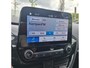 Ford Fiesta 1.0 EcoBoost Hybrid ST-Line | Apple Carplay/Android Auto | Cruise Control | Verwarmbare Voorruit/Voorstoelen/Stuurwiel | 17" Lichtmetalen Velgen |