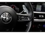 Alfa Romeo Stelvio 2.0T 280PK AWD Veloce*Perfect Alfa Onderh.*Black pack/ACC met stuurhulp/H&K/Memorie/Camera/Leder/Stoelverw./Stuurverw./Dodehoek/DAB/LED/Elek. Klep/Parkeersens.V+A/21 inch LM*