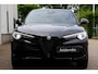 Alfa Romeo Stelvio 2.0T 280PK AWD Veloce*Perfect Alfa Onderh.*Black pack/ACC met stuurhulp/H&K/Memorie/Camera/Leder/Stoelverw./Stuurverw./Dodehoek/DAB/LED/Elek. Klep/Parkeersens.V+A/21 inch LM*