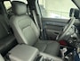 Land Rover Defender 110 P300e 110 HSE Dynamic Edition | Panoramadak | Elektrische trekhaak | 22" Gloss Black Tasman Blue/Ebony