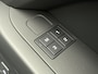 Land Rover Defender 110 P300e 110 HSE Dynamic Edition | Panoramadak | Elektrische trekhaak | 22" Gloss Black Tasman Blue/Ebony