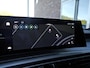Peugeot E-3008 Launch Edition 325 Dual Motor 73 kWh | 325PK | 4WD | 1350KG Trekgewicht | Panorama dak | Alcantara pakket | 360 ° Camera | FOCAL Hi-Fi | ACC | Matrix LED | Stoelverwarming | Navigatie | Advanced driversystem