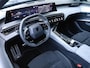 Peugeot E-3008 Launch Edition 325 Dual Motor 73 kWh | 325PK | 4WD | 1350KG Trekgewicht | Panorama dak | Alcantara pakket | 360 ° Camera | FOCAL Hi-Fi | ACC | Matrix LED | Stoelverwarming | Navigatie | Advanced driversystem