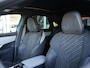 Peugeot E-3008 Launch Edition 325 Dual Motor 73 kWh | 325PK | 4WD | 1350KG Trekgewicht | Panorama dak | Alcantara pakket | 360 ° Camera | FOCAL Hi-Fi | ACC | Matrix LED | Stoelverwarming | Navigatie | Advanced driversystem