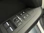 Land Rover Defender 110 P300e 110 Dynamic SE Edition | Panoramadak | Elektrische trekhaak | 22" Gloss Black Borasco Grey/Ebony
