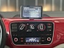 Volkswagen Up! 1.0 high up! | Airco | Navigatie | Sportstoelen | Elektrische Ramen Voor | Lichtmetalen Velgen 15 |