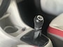 Volkswagen Up! 1.0 high up! | Airco | Navigatie | Sportstoelen | Elektrische Ramen Voor | Lichtmetalen Velgen 15 |