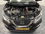 Nissan Qashqai 1.3 DIG-T Tekna Navigatie-Afn.Trekhaak-Adapt.Cr.contr-Clima-Camera-Carplay-Stoelverwarming-Parkeersensoren-Panoramadak-Leder-Lm19''velgen