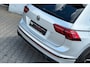 Volkswagen Tiguan 1.5 TSI R-Line 3X R-Line, Pano, BTW, Stuurwiel verwarming, Stoelverwarming, H&K Audio,