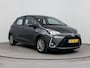 Toyota Yaris 1.5 Hybrid Design | Camera | Cruise control | Lm-wielen |
