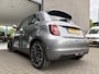 Fiat 500 La Prima by bocelli 42 kWh full option Achteruitrijcamera - Airco - Apple carplay - Navigatie - Parkeersensoren - Panorama dak - Stoelverwarming - Cruise control - Dodehoek detector - Elektrische ramen - Led verlichting - Bluetoot - Keyless start - Stuur leder - Stuur multifunctioneel - Licht metalen velgen 17 inch