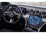Mercedes-Benz C-klasse Estate 180 AMG Line NAP 1e eigen. ACC digi-dashboard electr bediende stoelen met memo 360 camera DAB-ontvangst panodak-glasuitv. PDC v+a electrische-achterklep schakelflippers private-glas led-verlichting drivers-assist sportstoelen met lederen/alcantara bekleding