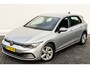 Volkswagen Golf 8 1.0 TSI Golf | Digitaal instrumentenpaneel | Keyless | DAB | Clima | Cruise | | Pdc V/A | Apple Carplay/Android | Bluetooth | Led | 16 inch lmv | Stoel en stuur verwarming |