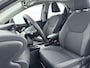 Toyota Yaris 1.5 Hybrid Dynamic | Panoramadak | Dodehoek detectie | Parkeersensoren voor/achter | Stoel-/stuurverwarming | Head-up display | Navigatie | Apple Carplay / Android Auto