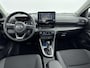 Toyota Yaris 1.5 Hybrid Dynamic | Panoramadak | Dodehoek detectie | Parkeersensoren voor/achter | Stoel-/stuurverwarming | Head-up display | Navigatie | Apple Carplay / Android Auto