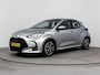 Toyota Yaris 1.5 Hybrid Dynamic | Panoramadak | Dodehoek detectie | Parkeersensoren voor/achter | Stoel-/stuurverwarming | Head-up display | Navigatie | Apple Carplay / Android Auto
