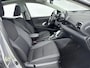 Toyota Yaris 1.5 Hybrid Dynamic | Panoramadak | Dodehoek detectie | Parkeersensoren voor/achter | Stoel-/stuurverwarming | Head-up display | Navigatie | Apple Carplay / Android Auto