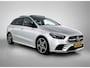 Mercedes-Benz B-klasse 200 Business Solution AMG | Panoramadak | Achteruitrijcamera | Multibeam Koplampen | Nightpakket | Inclusief 24 maanden MB Certified garantie voor Europa.