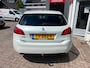 Peugeot 308 1.2 PureTech Allure, carplay, navi, nieuwe distributieriem! rijklaar