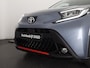 Toyota Aygo X 1.0 VVT-i S-CVT Undercover Jun Takahashi | JBL-Audio | Stoelverwarming | Parkeersensoren voor & achter |