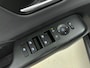 Hyundai Kona 1.6 GDI HEV PREMIUM SKY | NAVI | OPEN DAK | LEDER | 360 CAMERA | CLIMA | CRUISE ADAPT. | STOEL- & STUURVERWARMING + COOLING | APPLE CAR PLAY & ANDROID AUTO | 18'' LM VELGEN | FABRIEKSGARANTIE GELDIG T/M 2-2030! |