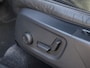 Volvo XC40 1.5 T4 211 pk Plug-in hybrid Ultimate Dark | Trekhaak | Camera | ACC | Harman Kardon | Bestuurdersstoel met Geheugen | Carplay | Elektrische Klep | Stoel + Stuurverwarming |
