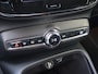 Volvo XC40 1.5 T4 211 pk Plug-in hybrid Ultimate Dark | Trekhaak | Camera | ACC | Harman Kardon | Bestuurdersstoel met Geheugen | Carplay | Elektrische Klep | Stoel + Stuurverwarming |