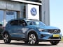 Volvo XC40 1.5 T4 211 pk Plug-in hybrid Ultimate Dark | Trekhaak | Camera | ACC | Harman Kardon | Bestuurdersstoel met Geheugen | Carplay | Elektrische Klep | Stoel + Stuurverwarming |