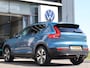 Volvo XC40 1.5 T4 211 pk Plug-in hybrid Ultimate Dark | Trekhaak | Camera | ACC | Harman Kardon | Bestuurdersstoel met Geheugen | Carplay | Elektrische Klep | Stoel + Stuurverwarming |