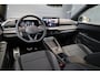 Volkswagen T-Roc 1.5 eTsi R-Line First Edition | NIEUW MODEL | BTW | CAMERA | ACC | STUURVERWARMING |