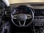 Volkswagen T-Cross 1.5 TSI Style / 150pk / Achteruitrijcamera / Apple Carplay
