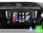 Volkswagen Touran 1.8 TSI Highline Business R-Line 7p | Trekhaak | Panoramadak | 180 PK | Dealer Ond. | CarPlay | Stoelverwarming