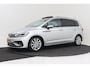 Volkswagen Touran 1.8 TSI Highline Business R-Line 7p | Trekhaak | Panoramadak | 180 PK | Dealer Ond. | CarPlay | Stoelverwarming