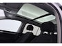 Volkswagen Touran 1.8 TSI Highline Business R-Line 7p | Trekhaak | Panoramadak | 180 PK | Dealer Ond. | CarPlay | Stoelverwarming