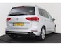 Volkswagen Touran 1.8 TSI Highline Business R-Line 7p | Trekhaak | Panoramadak | 180 PK | Dealer Ond. | CarPlay | Stoelverwarming