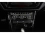Volkswagen Touran 1.8 TSI Highline Business R-Line 7p | Trekhaak | Panoramadak | 180 PK | Dealer Ond. | CarPlay | Stoelverwarming