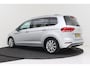 Volkswagen Touran 1.8 TSI Highline Business R-Line 7p | Trekhaak | Panoramadak | 180 PK | Dealer Ond. | CarPlay | Stoelverwarming