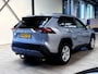 Toyota RAV4 2.0 VVT-iE 176 pk Active | Trekhaak | Camera | El. a. klep | Stoelverw. | LED | 100% dealer onderh.