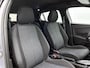 Peugeot 2008 SUV Business Hybrid 110pk Automaat | DEMO | Navigatie | Achteruitrijcamera | Climate Control | Cruise Control | Parkeersensoren | Led koplampen | Elektrisch inklapbare spiegels | Apple Carplay / Android Auto | Bluetooth | DAB+ radio | Automatisch dimlicht | Regensensor | Donker getint glas | Multifunctioneel lederen stuurwiel |