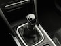 Renault Megane TCe 120 Limited | 1 Eigenaar | Dealeronderhouden | NL Auto |