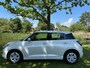 Suzuki Swift 1.2 Comfort Smart Hybrid parelmoer-wit