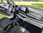 Suzuki Swift 1.2 Comfort Smart Hybrid parelmoer-wit