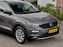 Volkswagen T-Roc 1.5 TSI AUT7 SPORT NAVI AIRCO APPLE-CARTPLAY LED LMV PDC