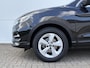 Nissan Qashqai 1.3 DIG-T Premium Edition / Trekhaak (  1300 kg ) / Airco (automatisch) / Dealer onderhouden / voorstoelen verwarmd /