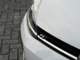 Volkswagen Golf 1.0 TSI Highline Business R | R-Line | Navigatie | Stoelverwarming | Climate Control | Adaptieve Cruise Control | ErgoActive Comfort Stoelen | Massage | Parkeersensoren | R-Line | Privacy Glas | 17'' Lichtmetalen Velgen |