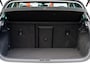 Volkswagen Golf 1.0 TSI Highline Business R | Navigatie | Stoelverwarming | Climate Control | Adaptieve Cruise Control | ErgoActive Comfort Stoelen | Massage | Parkeersensoren | R-Line | Privacy Glas | 17'' Lichtmetalen Velgen |