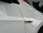 Volkswagen Golf 1.0 TSI Highline Business R | Navigatie | Stoelverwarming | Climate Control | Adaptieve Cruise Control | ErgoActive Comfort Stoelen | Massage | Parkeersensoren | R-Line | Privacy Glas | 17'' Lichtmetalen Velgen |