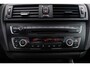 BMW 2-Serie Coupé M235i High Executive | M-pakket | Panorama | HANGESCHAKELD | H&K | Apple Carplay | Stoelverwarming | Historie |