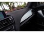 BMW 2-Serie Coupé M235i High Executive | M-pakket | Panorama | HANGESCHAKELD | H&K | Apple Carplay | Stoelverwarming | Historie |